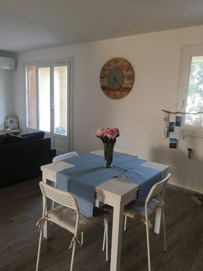 Appartement Proche Mer Avec Terrasse Et Jardin Privatif Hyères Екстериор снимка