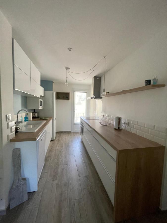 Appartement Proche Mer Avec Terrasse Et Jardin Privatif Hyères Екстериор снимка