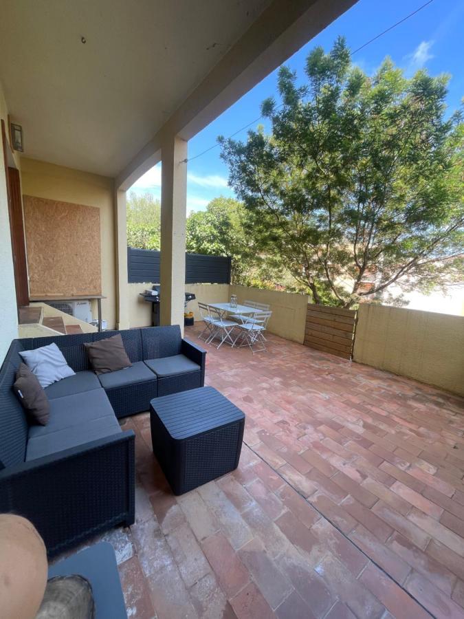 Appartement Proche Mer Avec Terrasse Et Jardin Privatif Hyères Екстериор снимка